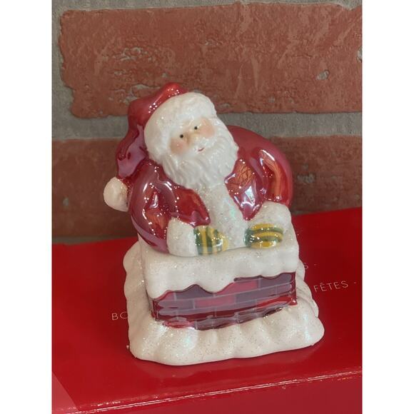 Avon Ceramic Santa Claus Down the Chimney Poured Candle w/ Lid Never Lit 4"x3" - Picture 2 of 7